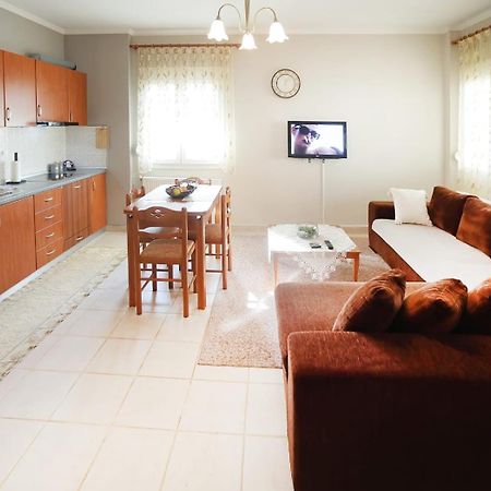 Διαμέρισμα Με Κήπο Στην Χλόη Καστοριάς Aposkepos Extérieur photo